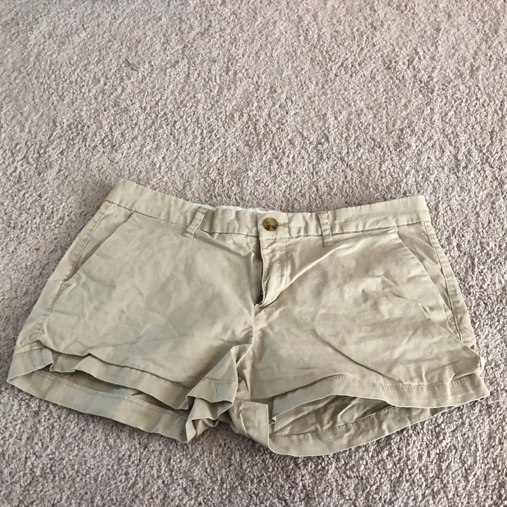 Old Navy khaki shorts size 4